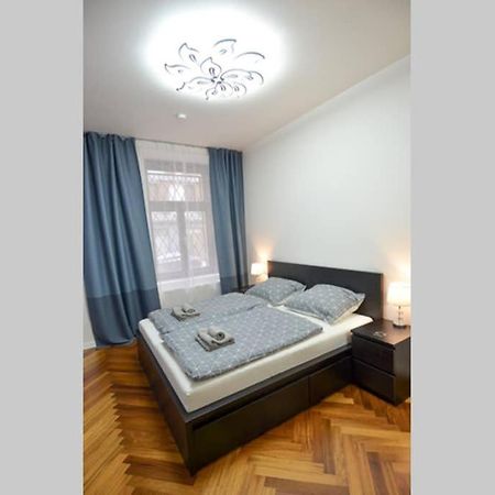 Brandly New Apartment Andel Praga Exterior foto