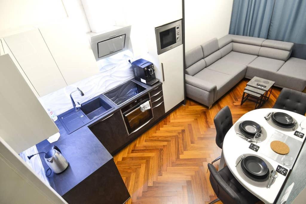 Brandly New Apartment Andel Praga Exterior foto